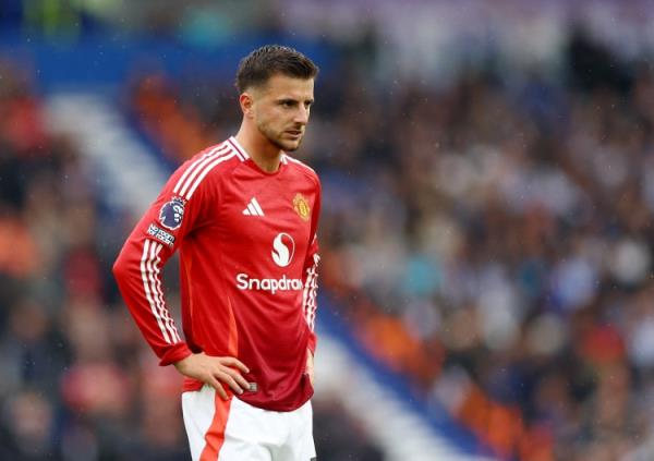 曼聯最水7號??芒特6420萬加盟1年半1球1助，首發踢13分鐘又傷了